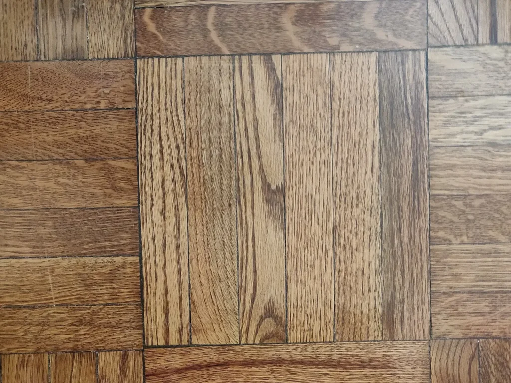 Parquet : le travail du bois à l’intérieur.