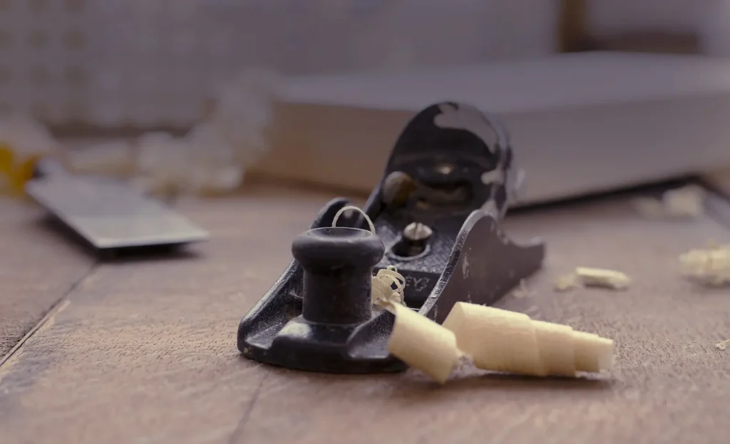 Copeaux de bois : base des isolants en fibre de bois.